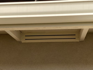 Under Eave / Soffit Vents    UE - Flange Front